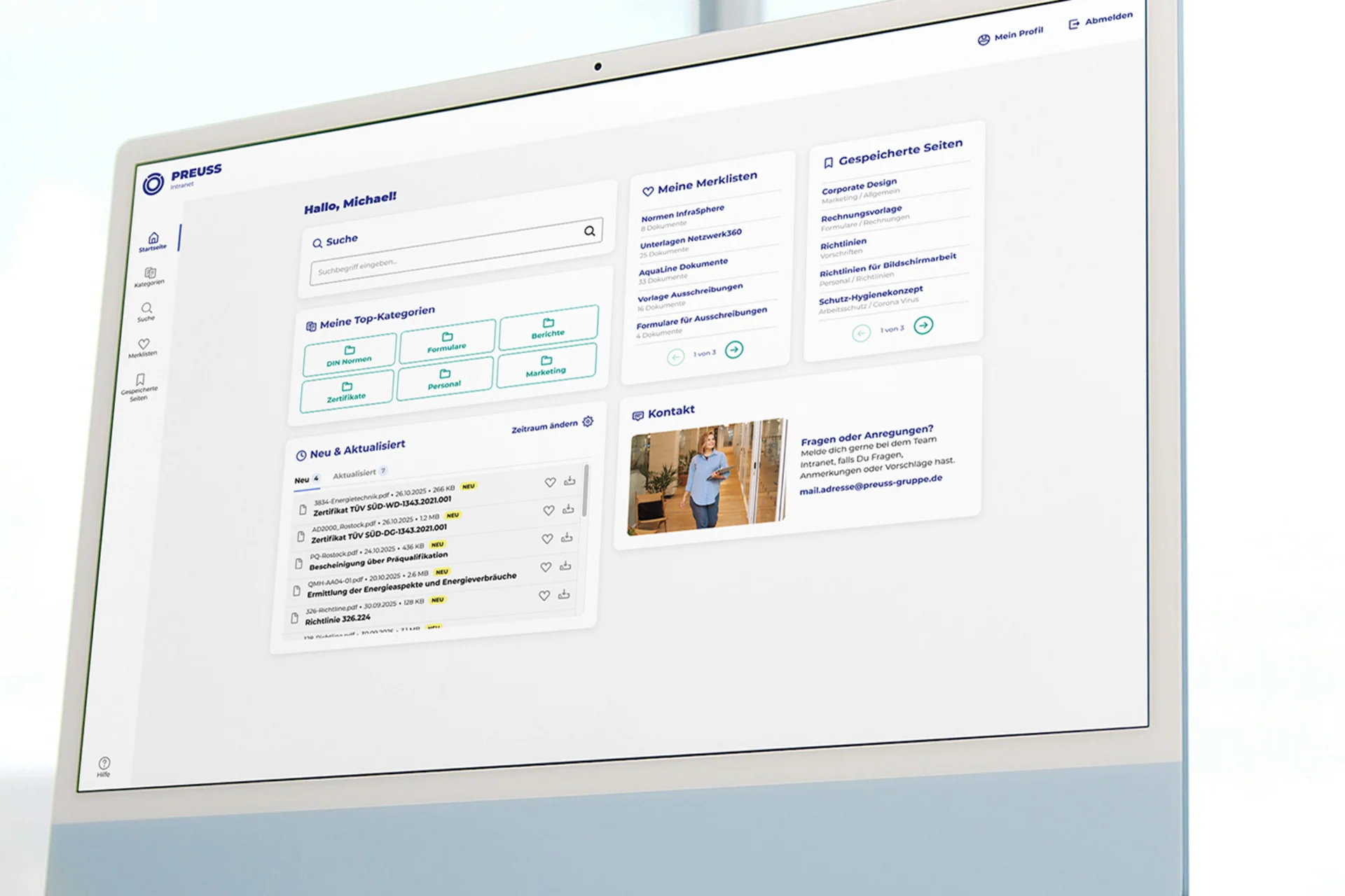 Geöffneter Laptop-Bildschirm zeigt eine persönliche Startseite des Intranets der PREUSS-Gruppe