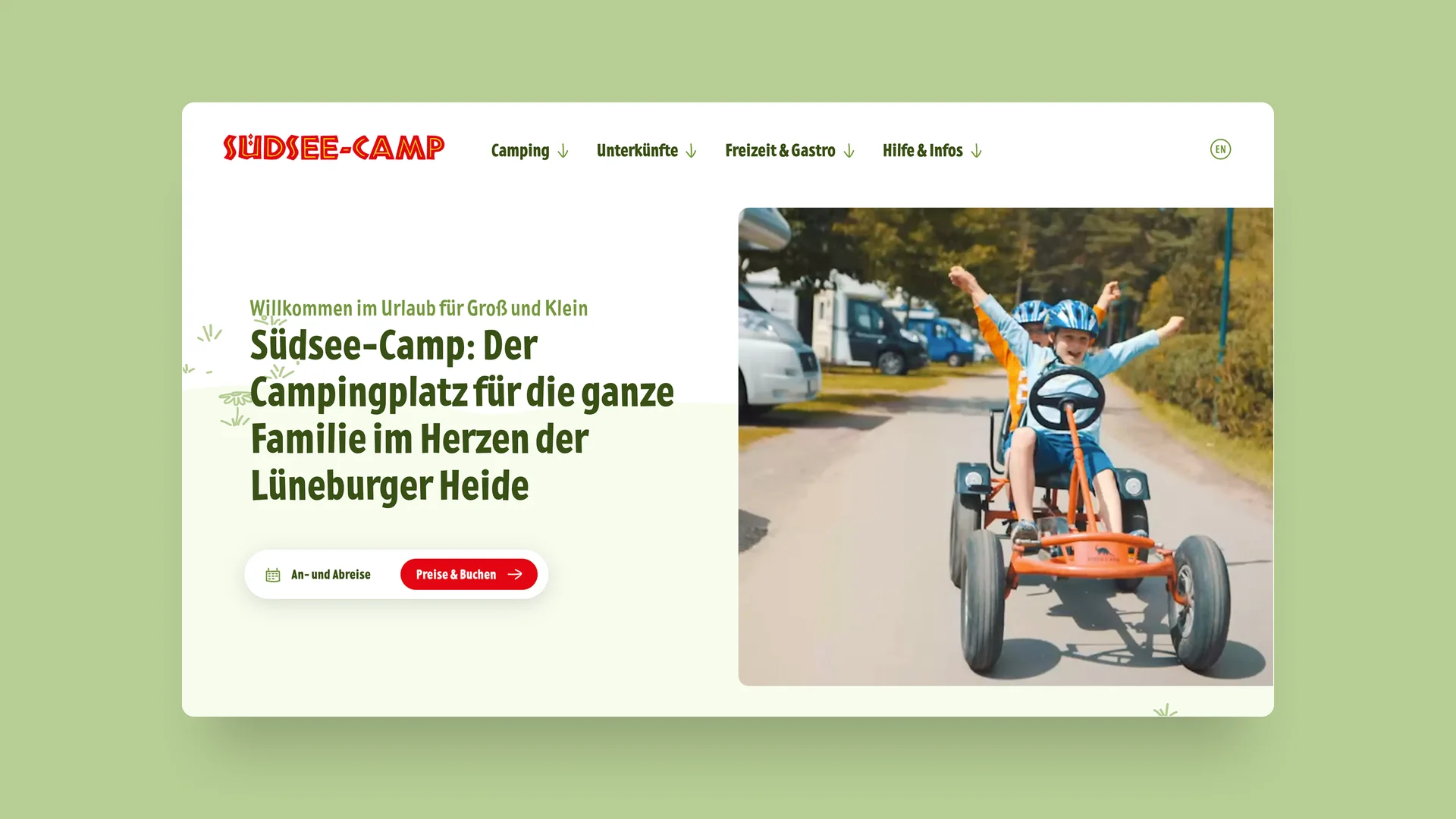 Screenshot der Südsee-Camp-Website mit Kindern auf einem Kettcar auf dem Campingplatz